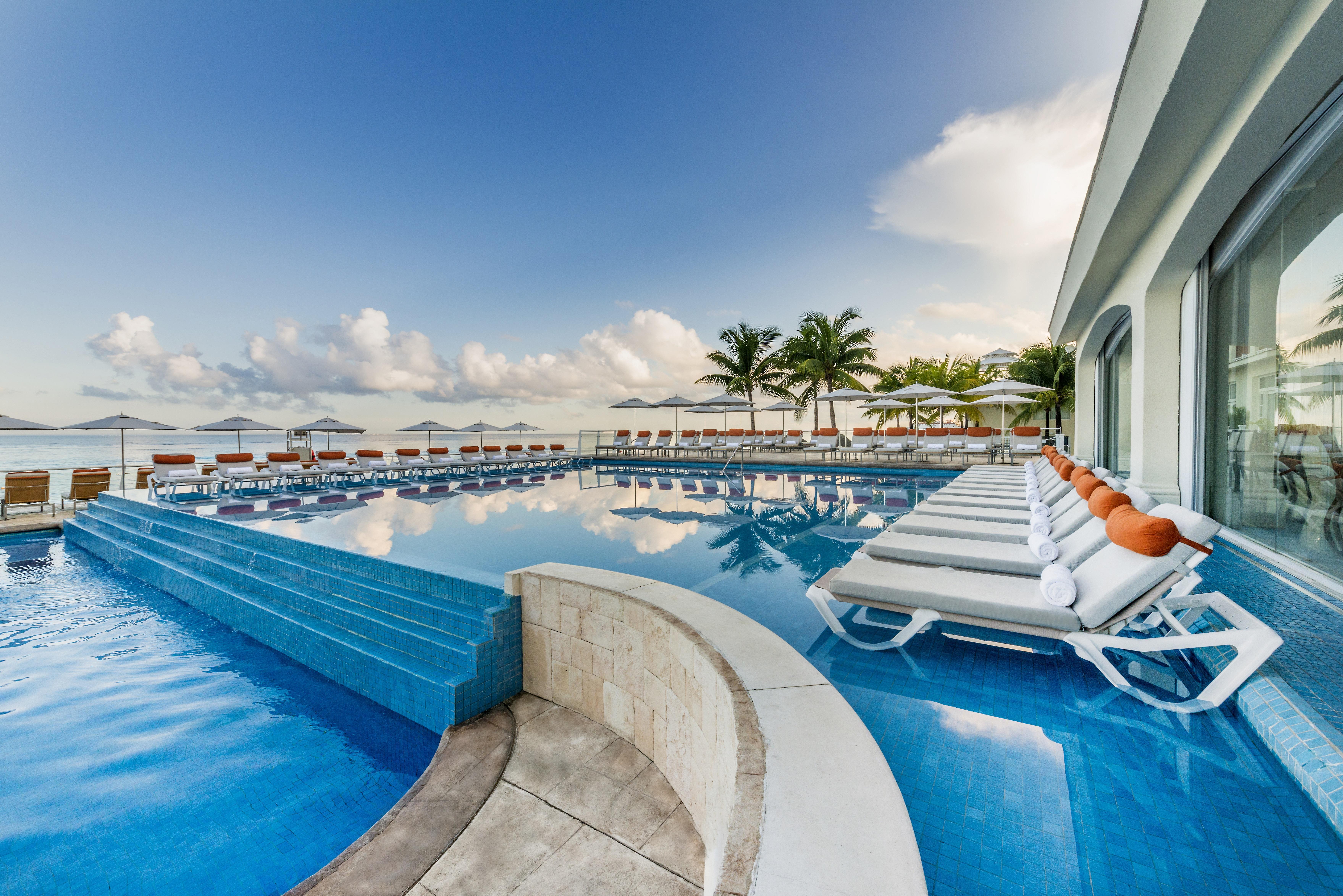 Cozumel Palace Hotel Exterior photo