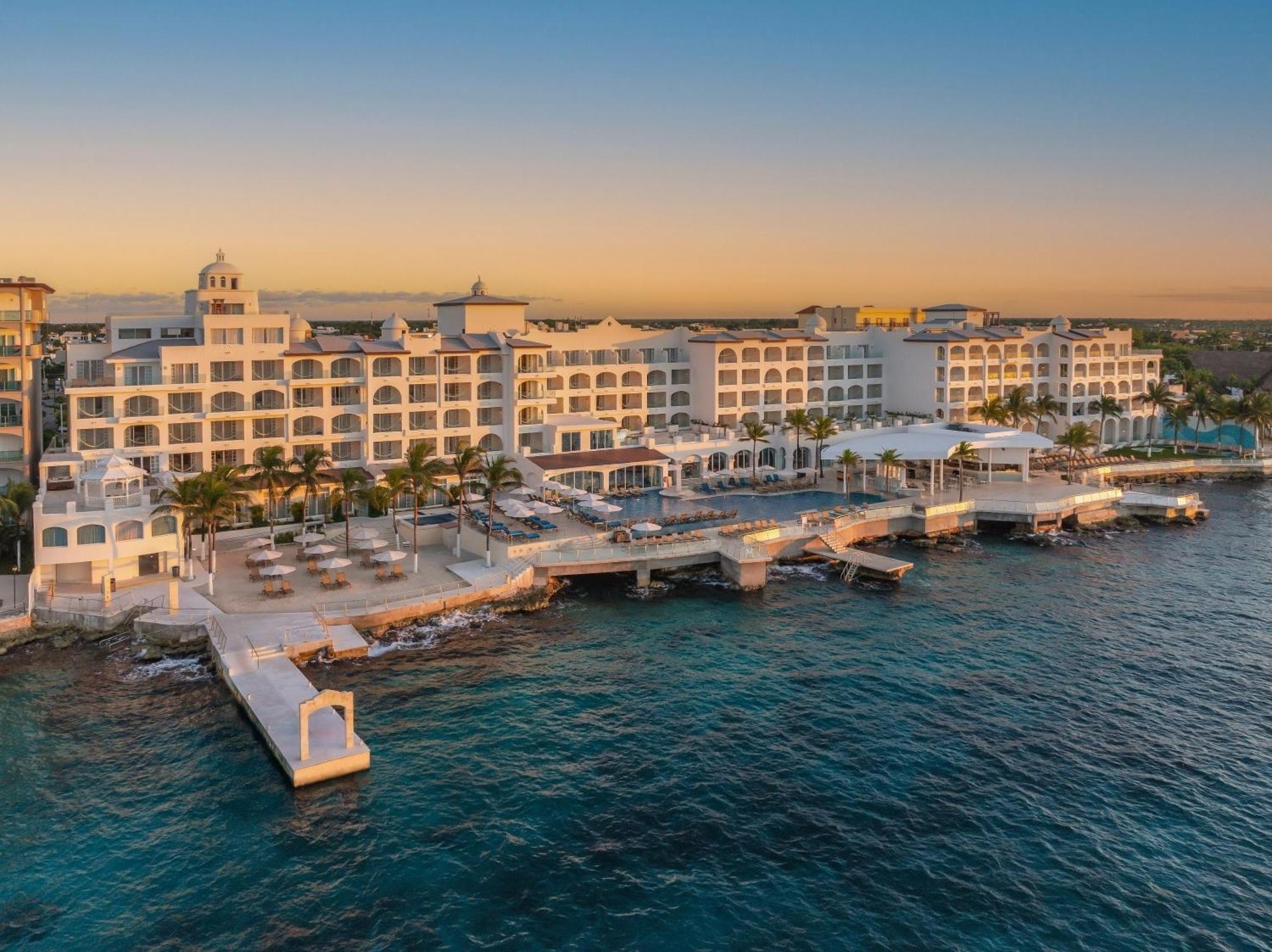 Cozumel Palace Exterior photo
